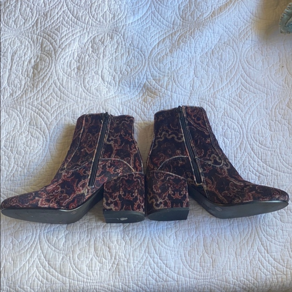 Lucky Brand Booties
